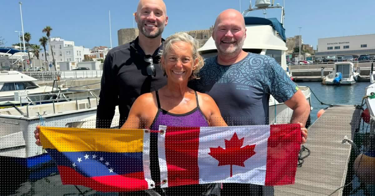 Tres canadienses completan el cuarto cruce a nado del estrecho de Gibraltar de agosto
