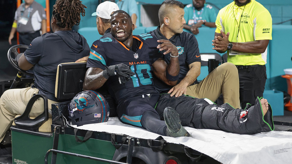 Dolphins preparing to move forward without Tyreek Hill after season-ending injury