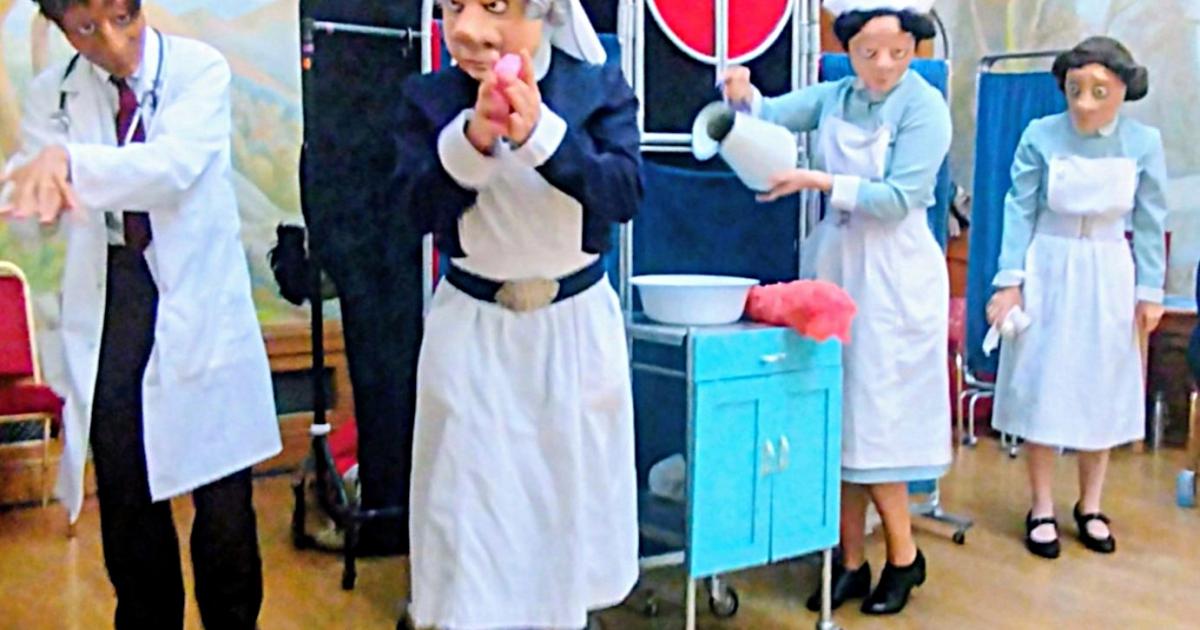 1940s theatre performance brings joy to care home residents