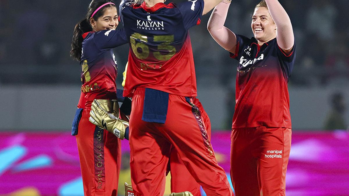 WPL 2026: After the de Klerk show, Harris and Smriti take over for RCB