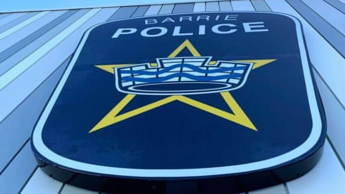 Barrie woman charged with attempted murder after ‘apparent stabbing’ in housing complex