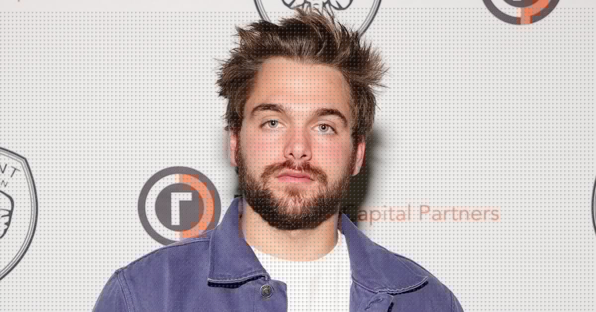 Teen Heartthrob Turned Scientologist Becomes First-Time Dad