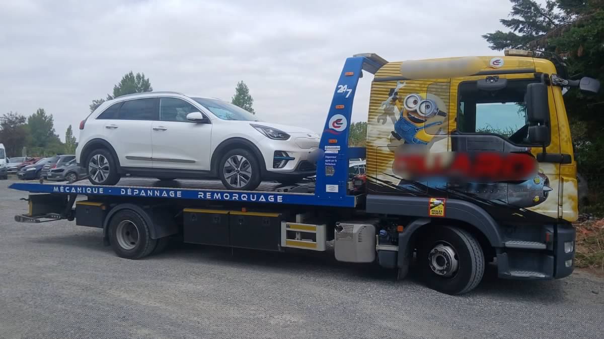 Flashé à 137 km/h sur une route limitée à 80 km/h, un automobiliste est pris par la patrouille dans le Lauragais et perd son permis, son véhicule finit à la fourrière
