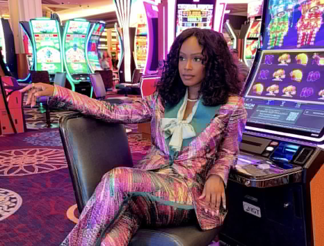 Always Bet On The K’s! A Pretty Gallery Of Mirror-Mesmerizing AKAs Who Painted Vegas Pink & Green At The 72nd Boule