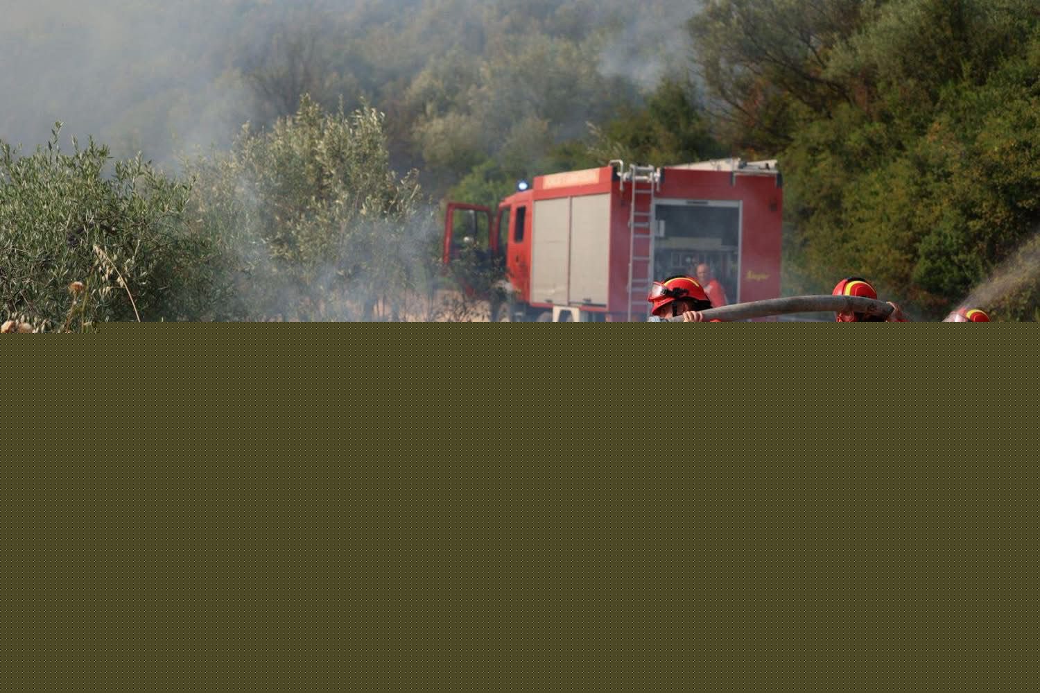 Situata e zjarreve në vend/ 9 vatra aktive, ja zonat më të prekura. Mbi 450 forca dhe mjete ajrore në terren