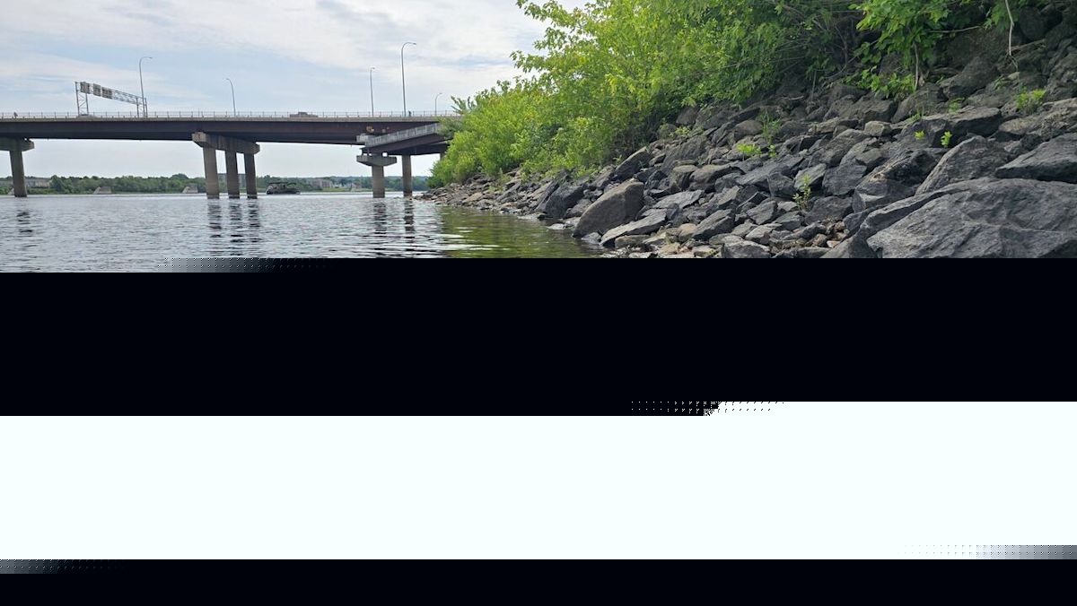 Kayaker on St. John River makes a pair of grim discoveries
