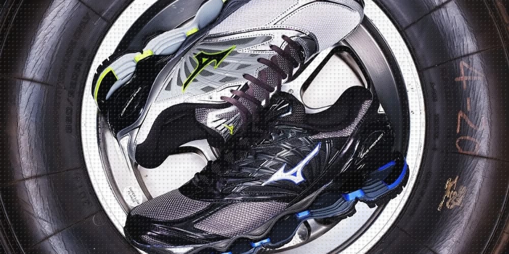 The Mizuno Wave Prophecy LS Arrives in Two KICKS LAB-Exclusive Colorways