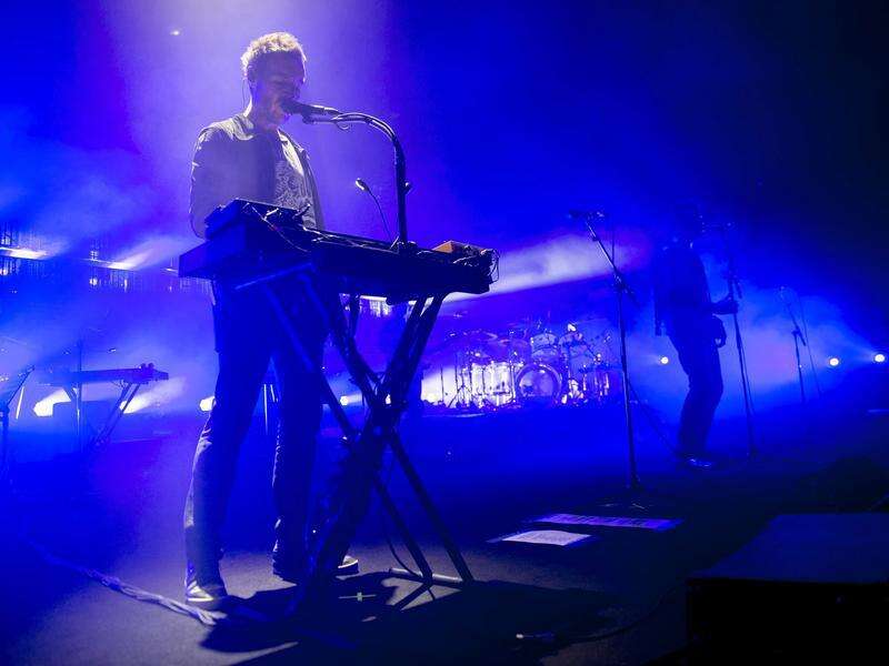 Massive Attack banned in Singapore over Palestine flag