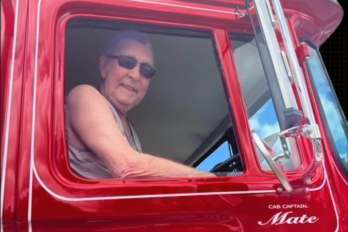 A fitting send-off for long-time truckie