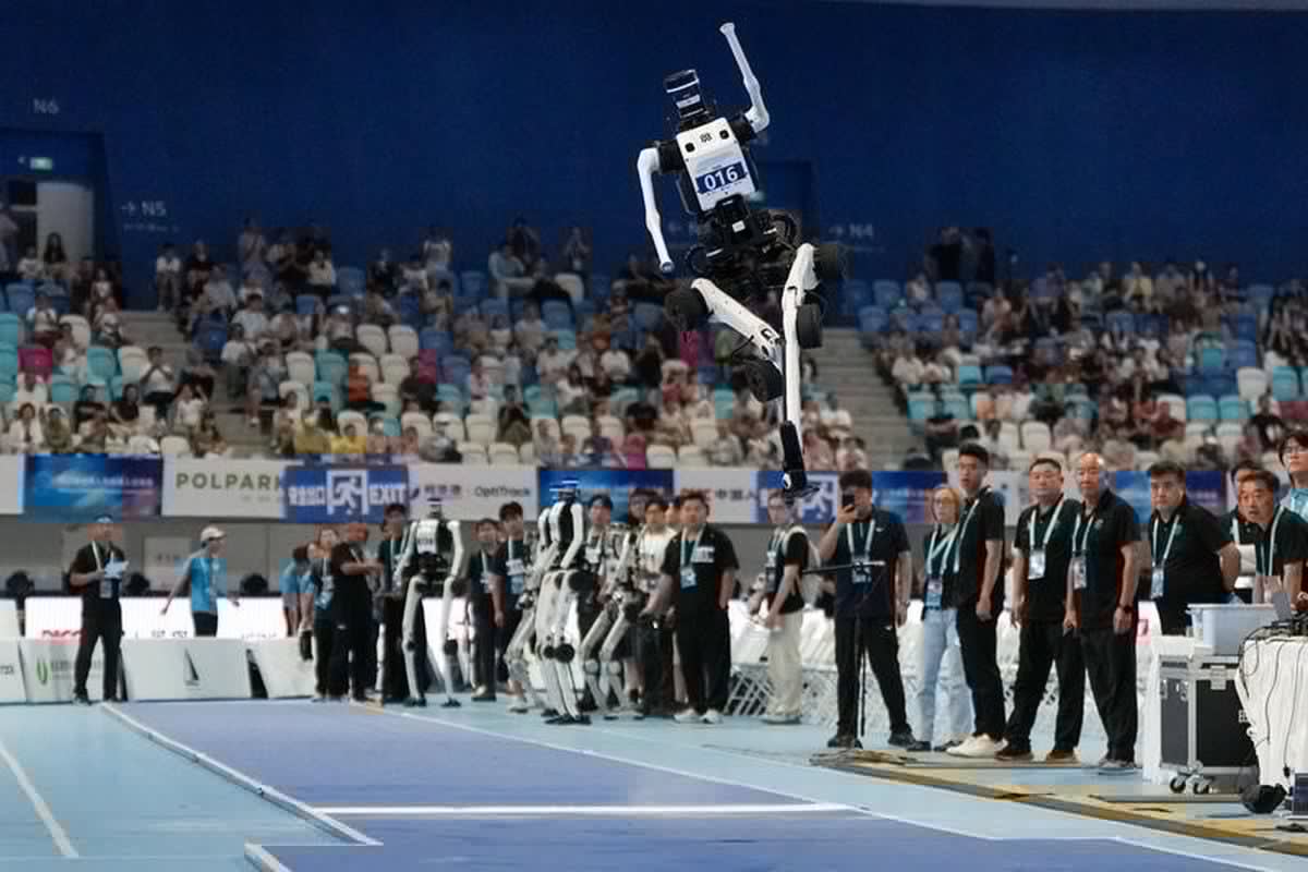 Dünya İnsansı Robot Oyunları Pekin'de Başladı