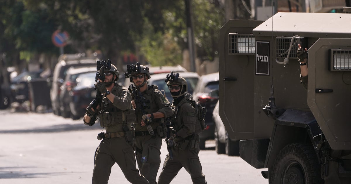 Part of West Bank in lockdown as clashes rock villages and Israel deploys troops