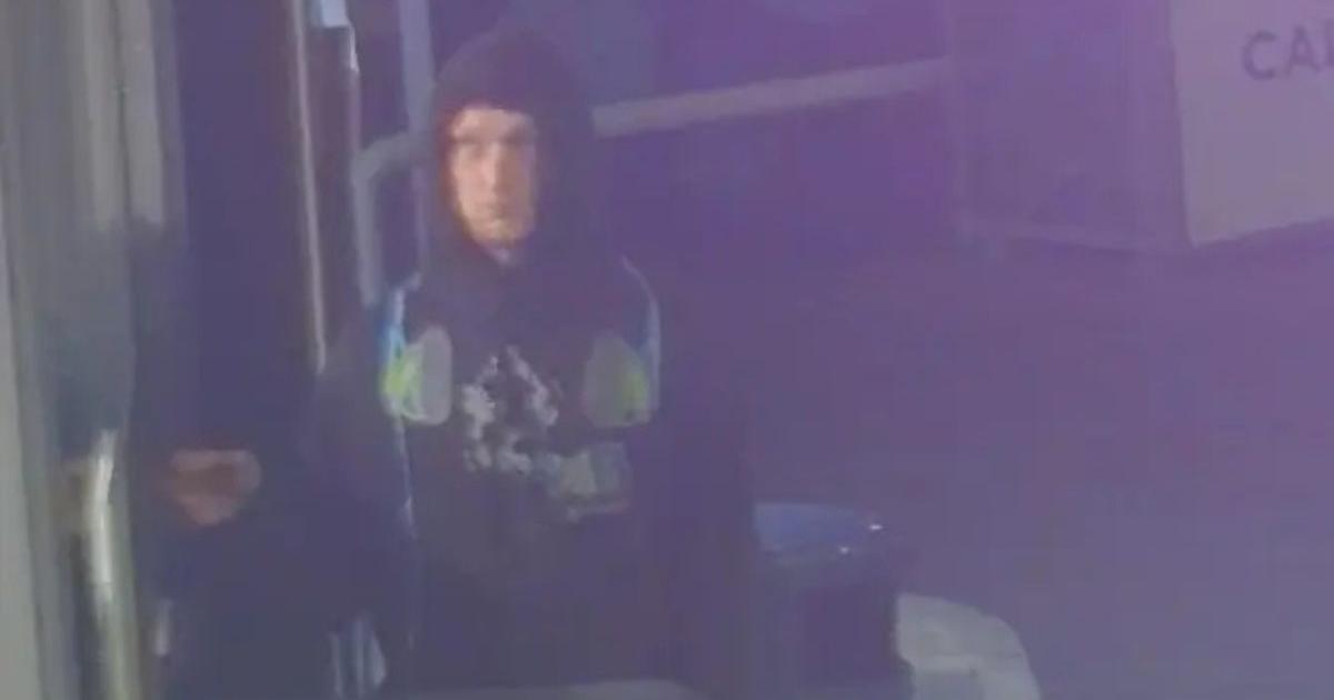 Police release CCTV image of man wanted for burglary in Highbridge