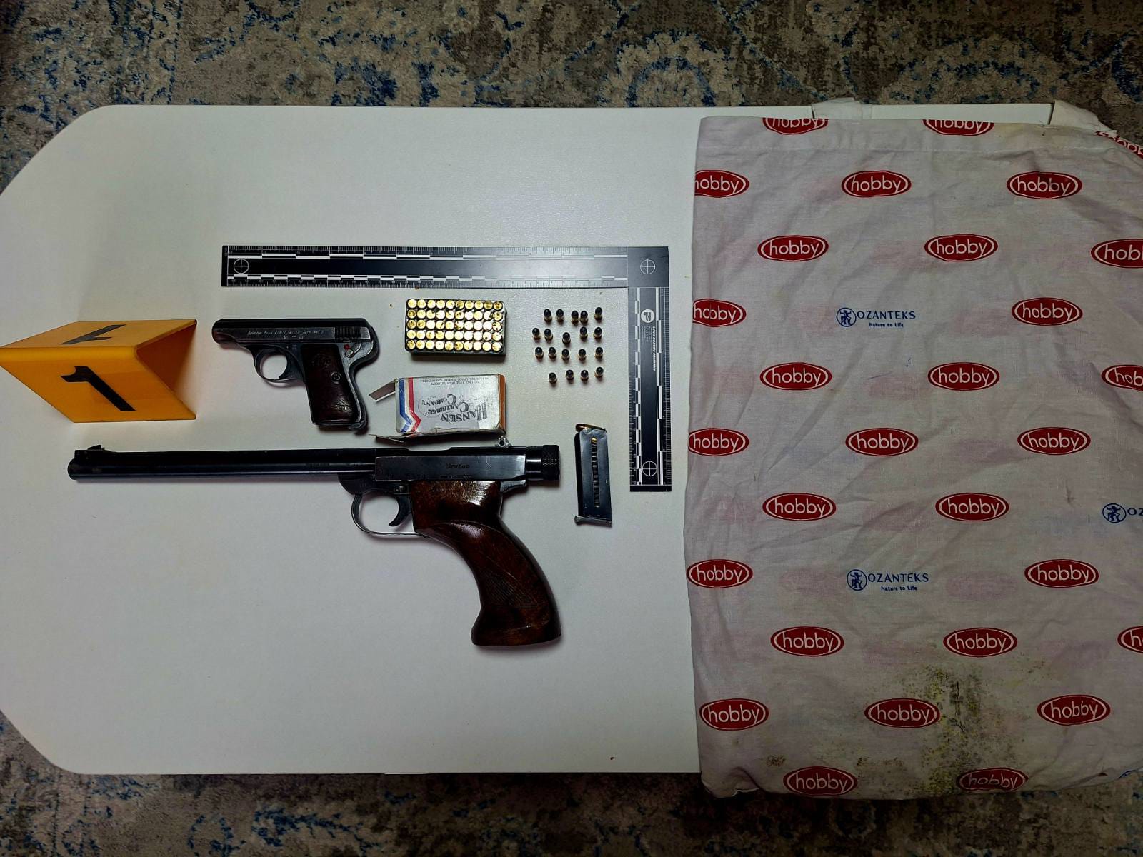 Sarajevo Canton Police: Two persons arrested over drugs and weapons