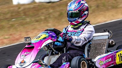 Ava flies flag interstate at National Pink Plate event