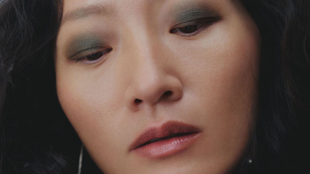 9 Best Eye Shadows for Mature Skin That Glide, Blend, and Never Crease