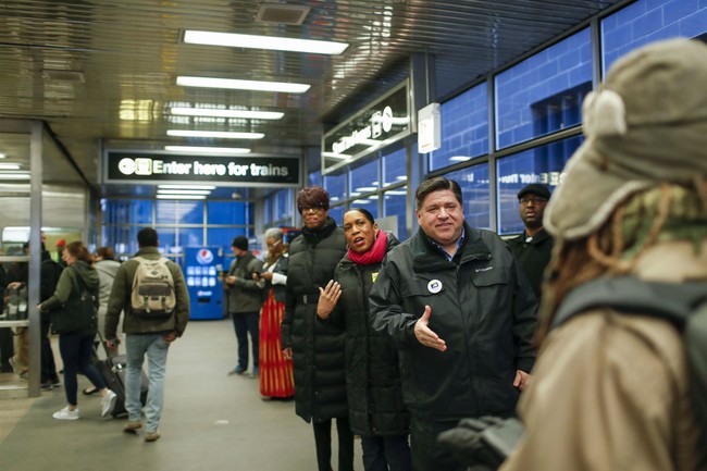 Crime Floppers:  Puts 'No-No Square' Signs Up in Transit Authority Trains