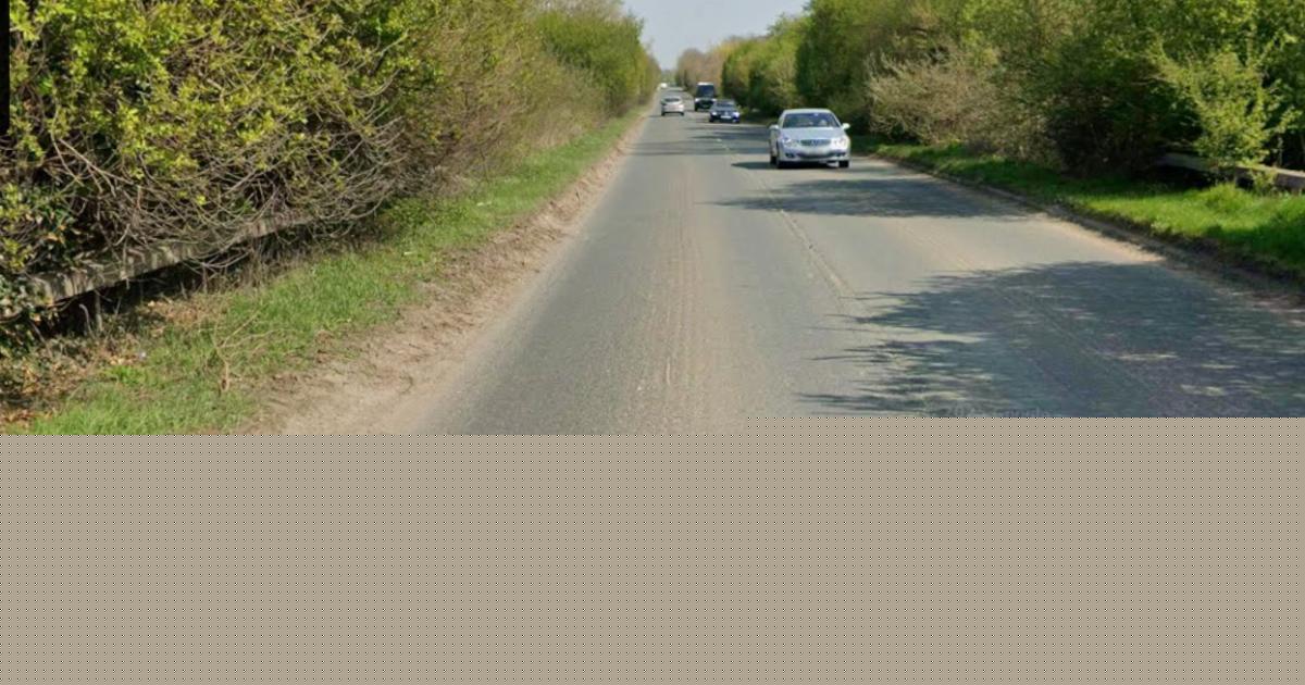 Speed limit dropping on busy road near Wrexham-Cheshire border