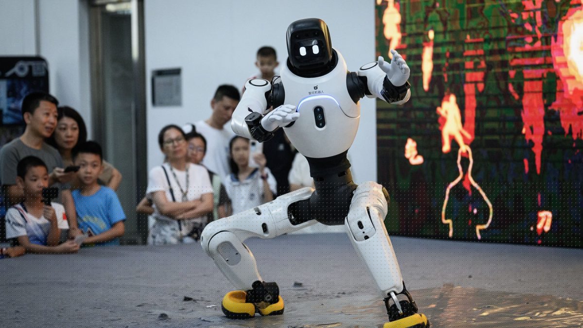 China Slams US Ban on Foreign-Made Robots, Threatens to Retaliate