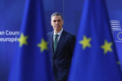 Sánchez, a contracorriente de los socios europeos con la inmigración