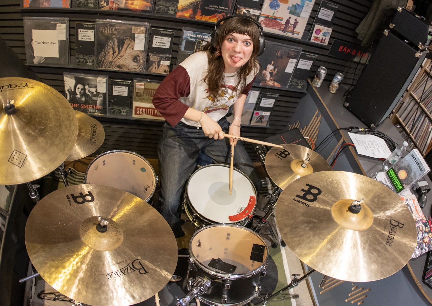 Man/Woman/Chainsaw perform whole debut album at Brighton record store