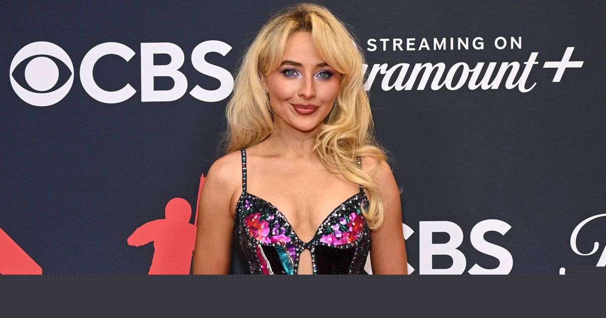 Sabrina Carpenter says she has to 'train' men following her split with Barry Keoghan