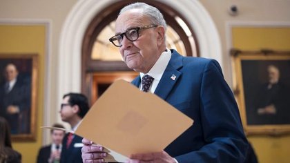 Democrats, White House strike spending deal that would avert shutdown