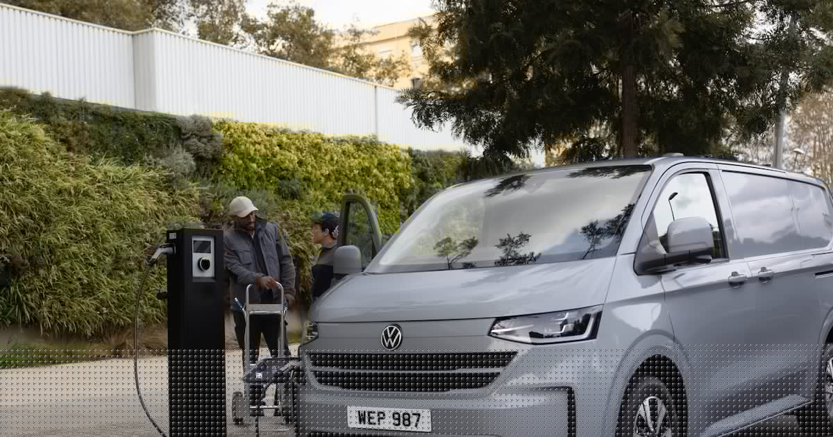 Volkswagen Transporter plug-in hybrid goes on sale priced at £38,155
