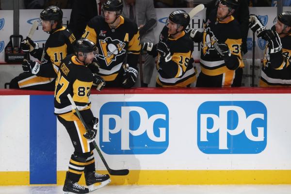 NHL roundup: Sidney Crosby becomes Pens’ points king