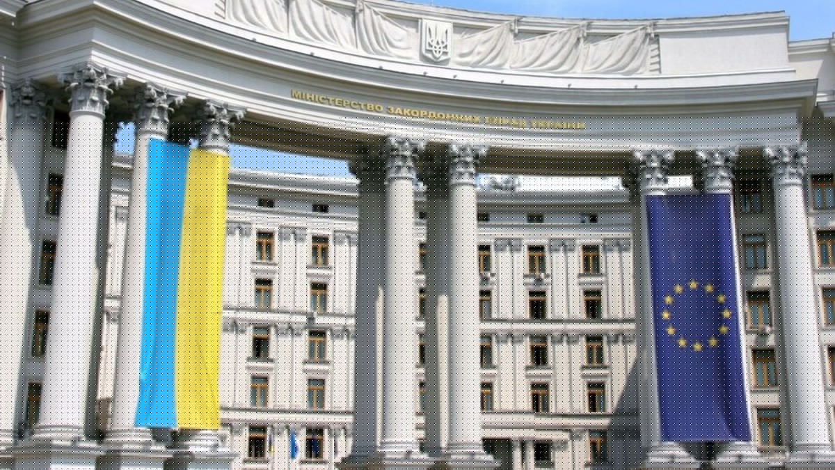 MFA joins UNITED24 campaign to purchase resuscitators for Ukrainian medics