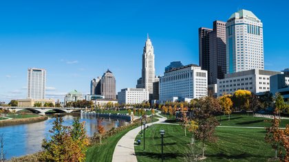 Ohio's 5 Best Hiking Trails In And Around Columbus For A Scenic Outdoor Escape
