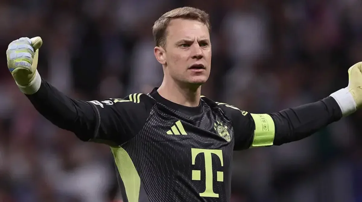 Manuel Neuer Futbolu Bırakacağını Açıkladı