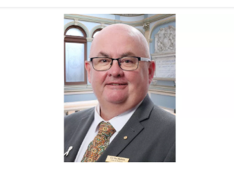 ‘It was a genuine pleasure’ says Ballarat councillor as he steps away from Vic Pol