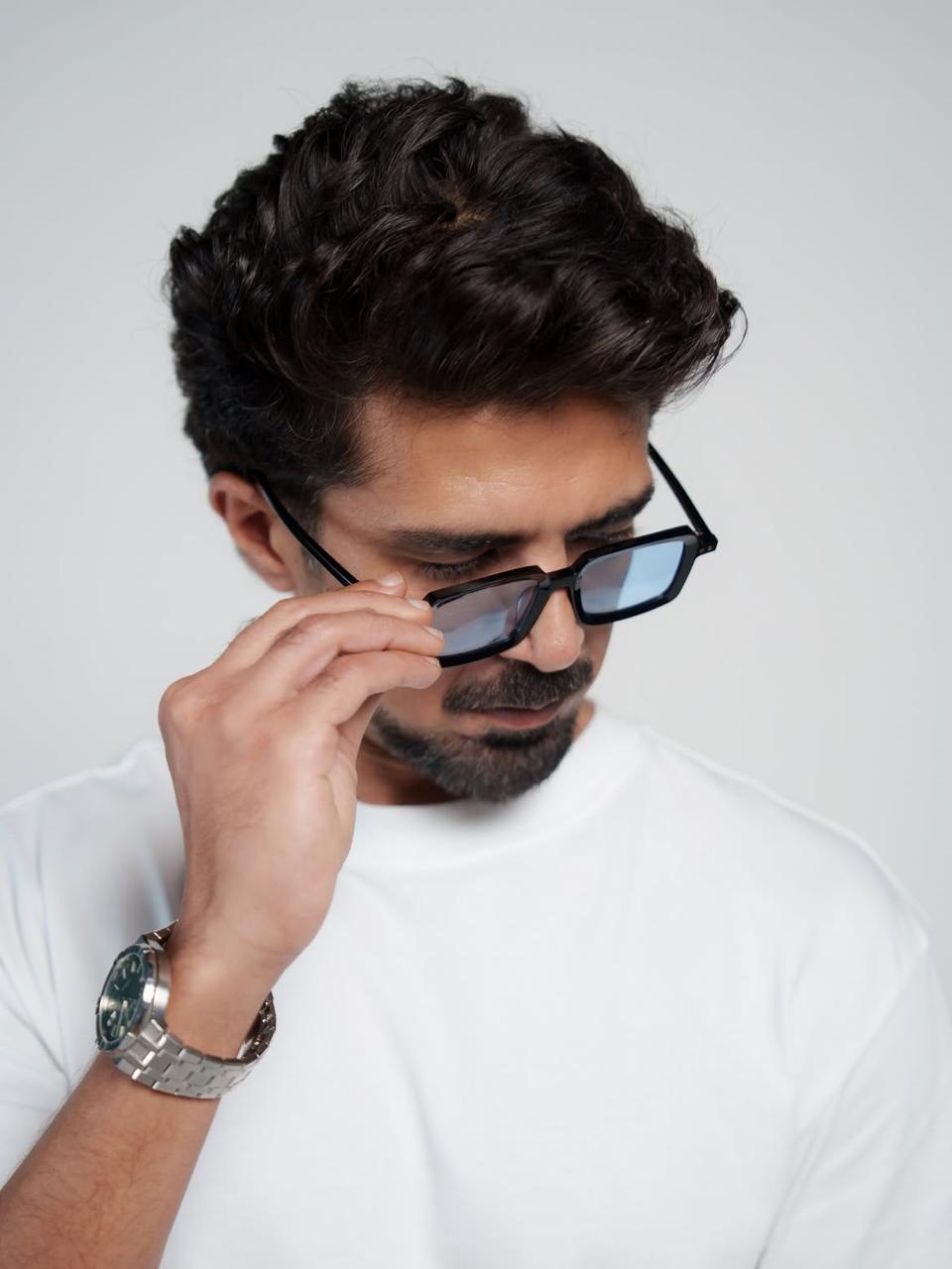 Aparshakti Khurana to Saqib Saleem: Bollywood Actors Spicing Up Their Wardrobe with Chic Frames
