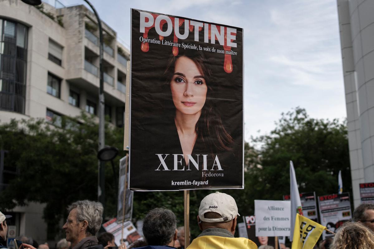 Ingérences dans la présidentielle française : l’inquiétante offensive de la Russie poutinienne