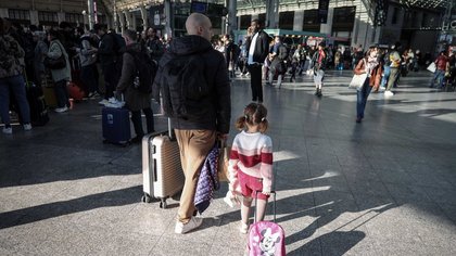 APPEL A TEMOIGNAGES. Face à la tendance grandissante du "No Kids", êtes-vous pour ou contre les espaces sans enfants ? Racontez-nous