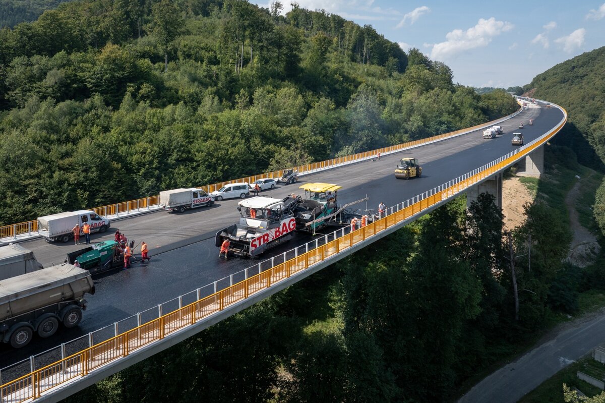 Výstavba rekordného mosta ide do finále, už čoskoro bude slúžiť vodičom