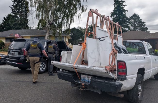 Comment on ICE in West Seattle again today; protest planned Sunday by C