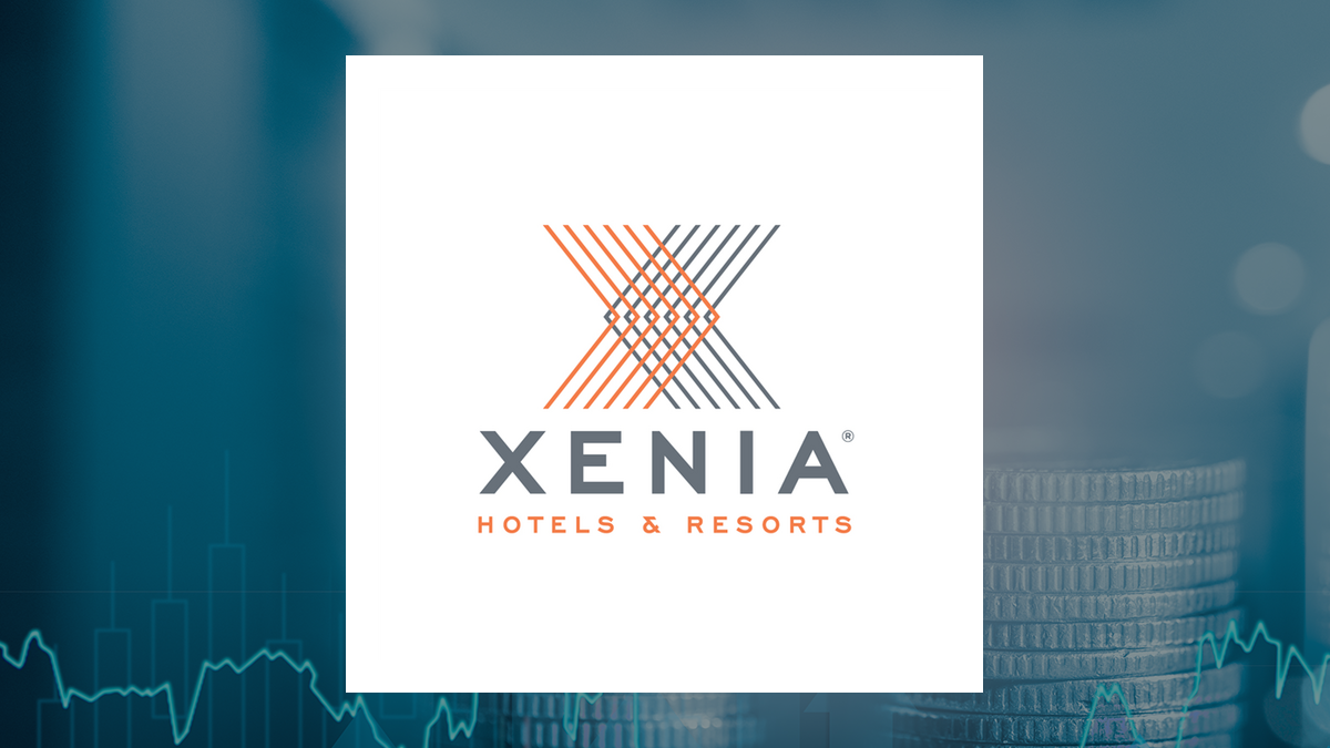 Critical Contrast: Xenia Hotels & Resorts (NYSE:XHR) & RLJ Lodging Trust (OTCMKTS:RLJ.PA)