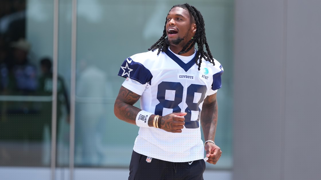 Cowboys' CeeDee Lamb Shows Offseason Travel, Custom Cleats Talk, Jewelry, More in New Video