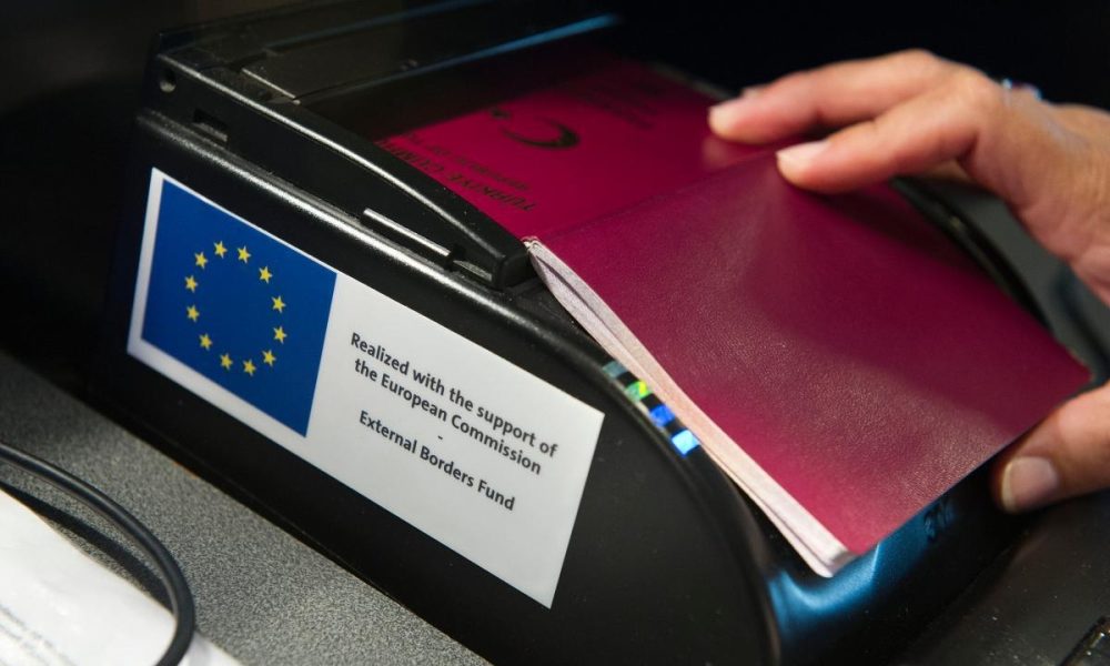 Prima strategie a UE privind vizele va pregăti mai bine blocul pentru creșterea mobilității și consecințele instabilității regionale și ale concurenței geopolitice