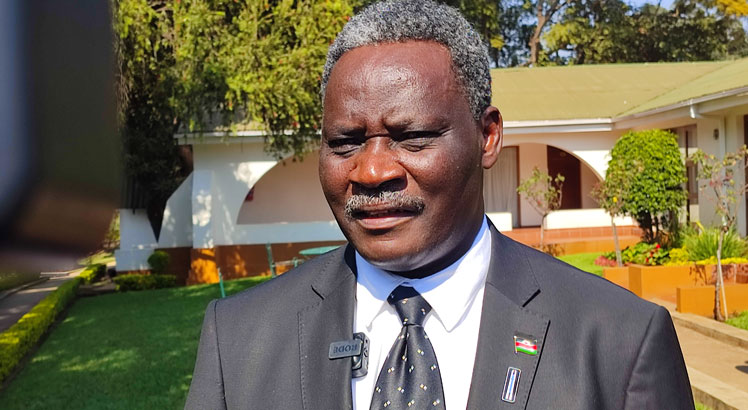 Chief Justice dares public to give feedback