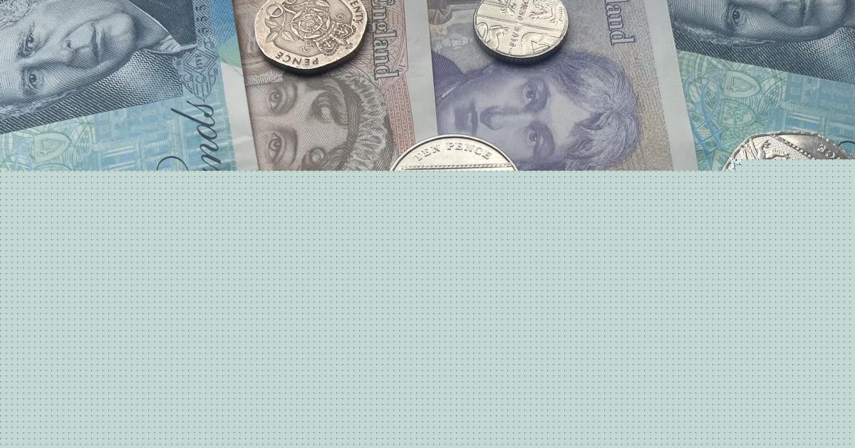 Powys County Council to keep surplus cash from last year's budget in reserves