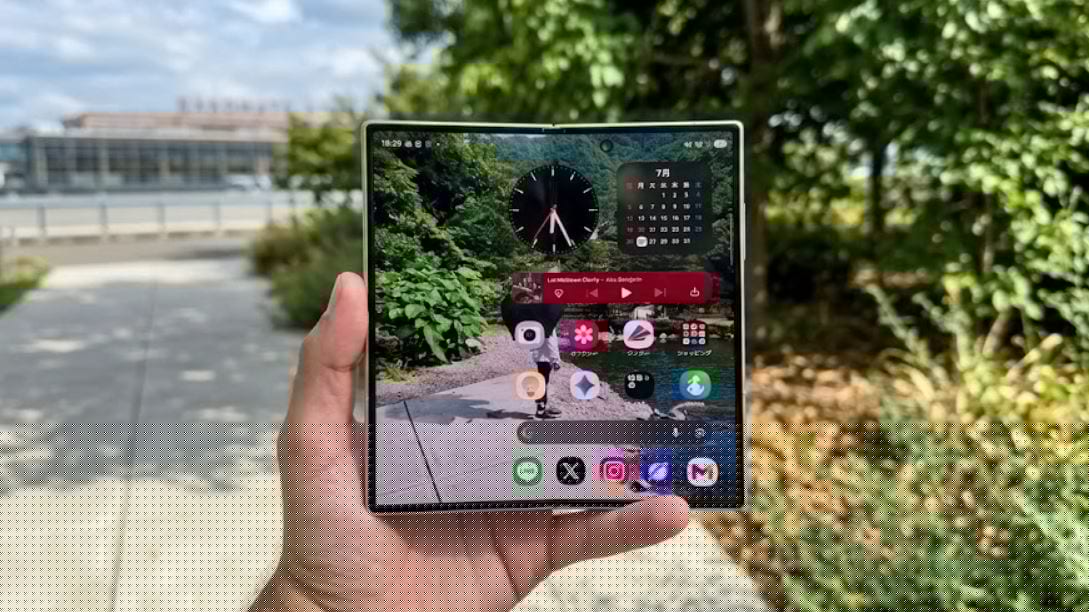 Samsung takes Foldable Phones to another level with Galaxy Z Fold 8; Check Specs, Price