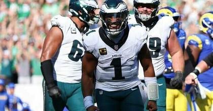 NFL roundup: Eagles return blocked FG for TD in wild finish to win over Rams