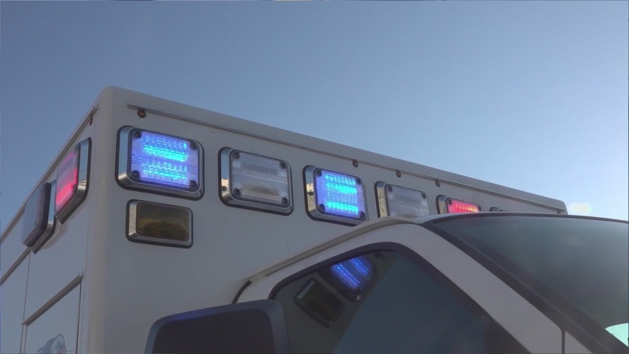 Possible meth lab in suburban Chicago sends 8 first responders to hospital