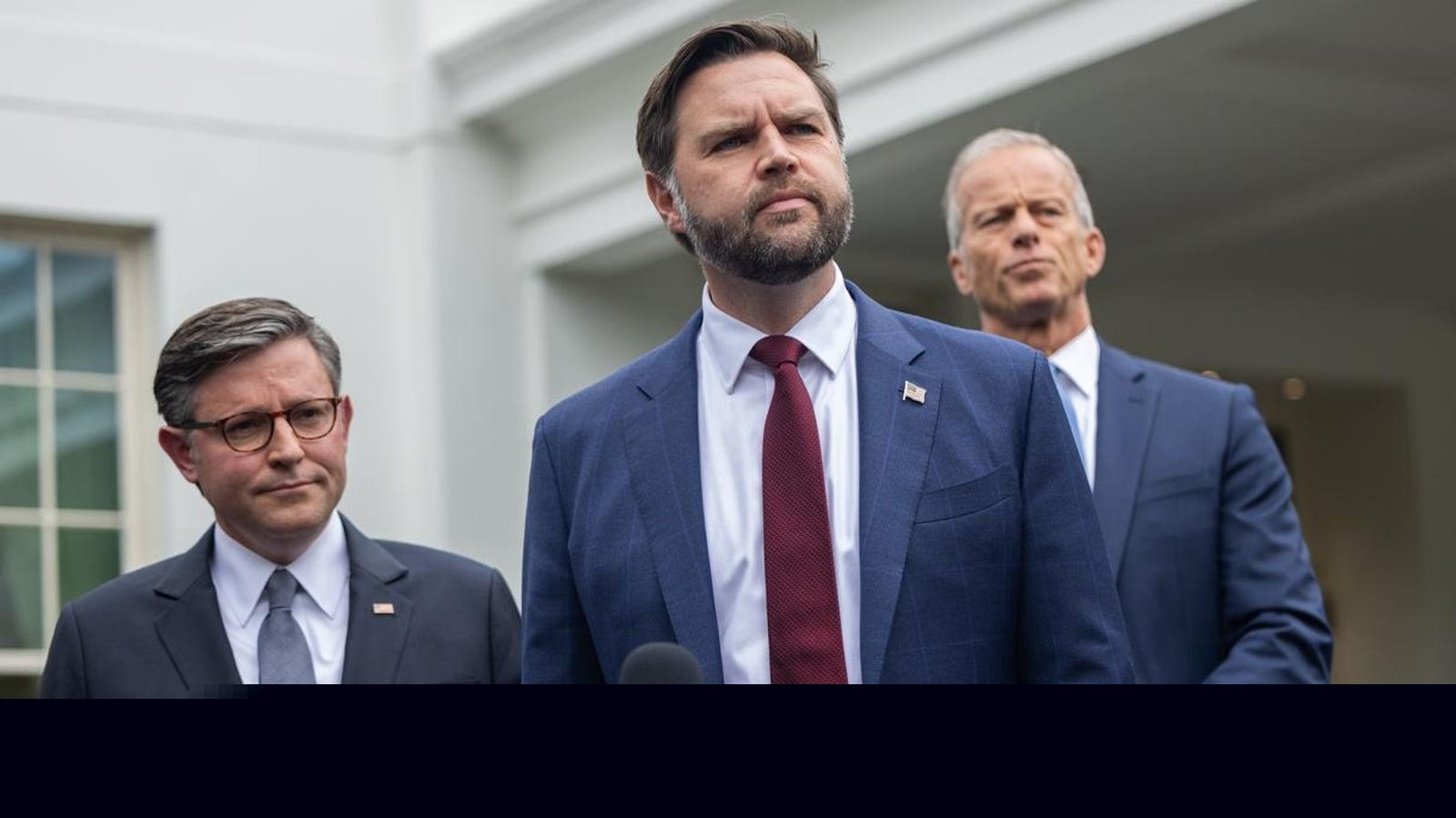 U.S. Futures Slip, Betting Odds Of A Government Shutdown Rise After Congressional Leaders Meet Trump