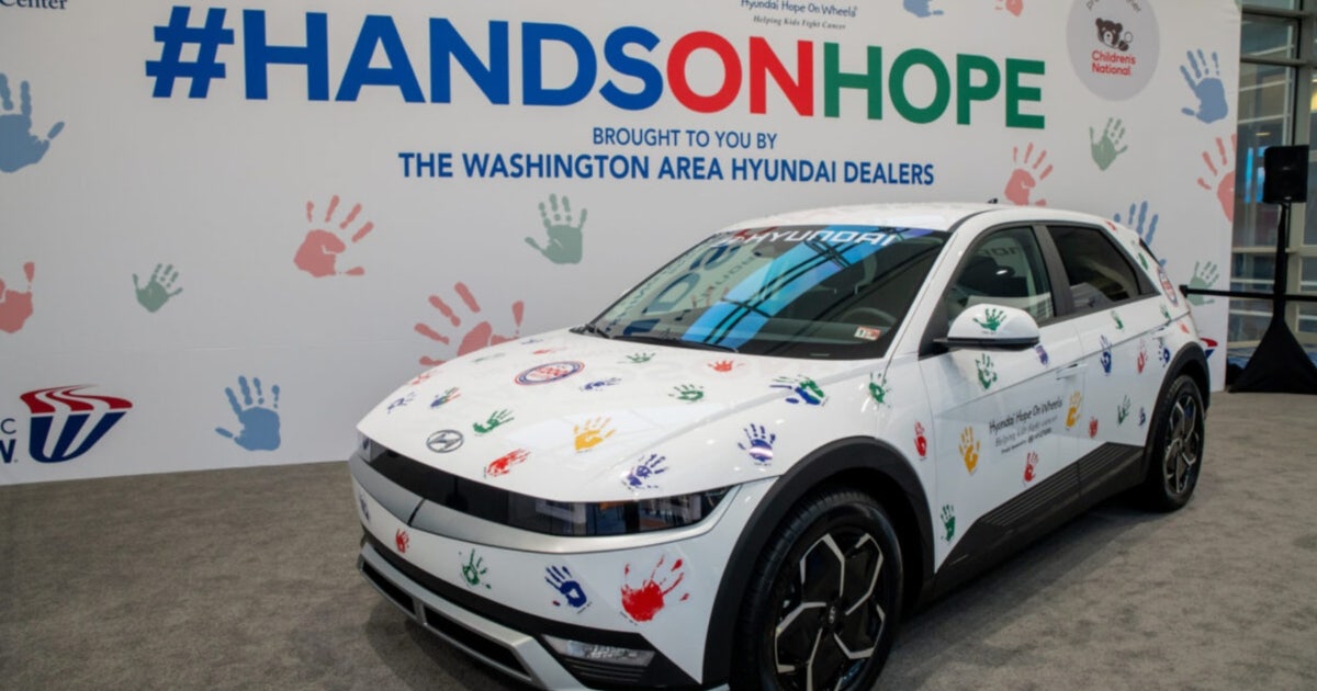 Washington Area Hyundai Dealers help fight pediatric cancer at the Washington Auto Show