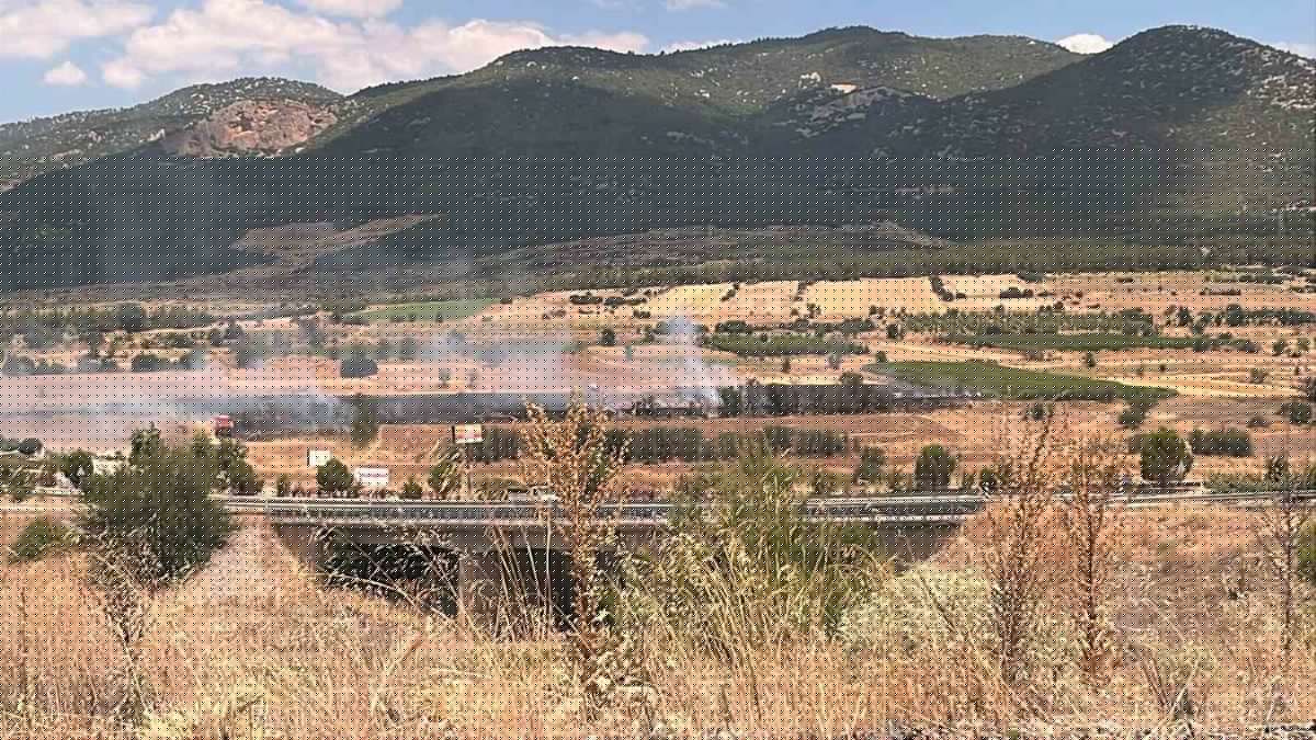 Burdur’da 20 dönümlük otluk alanda yangın