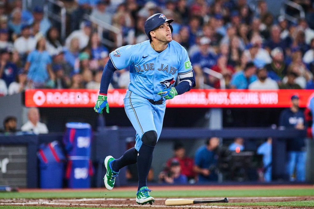 Toronto’s George Springer scratched from lineup against Phillies due to left shoulder tightness