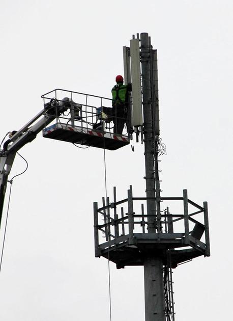 Telefonia, fumata sempre nera. Disagi nelle vallate di Zeri. Sos del sindaco alla ’Tim’